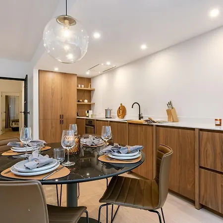 Modern And Spacious Design Nearby The * Ostende