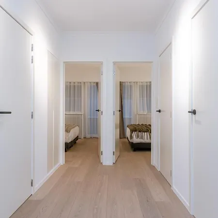 Modern And Spacious Design Nearby The Ostende
